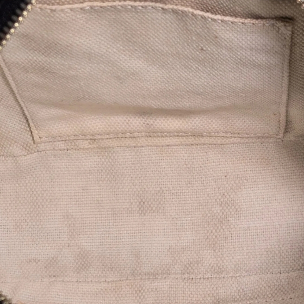 GUCCI Pebbled Calfskin Small SohoDisco Crossbody Bag - Picture 14 of 14